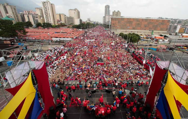 Meeting called by Maduro to defend against US-threats. Photo by: AVN.