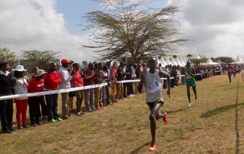 Action during the national cross country trials in Nairobi, Kenya. Photo by: Ronnie Evans.