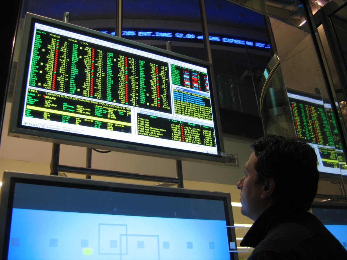 FTSE 100 Bullish Momentum: 1.7% Up Since The Last Session