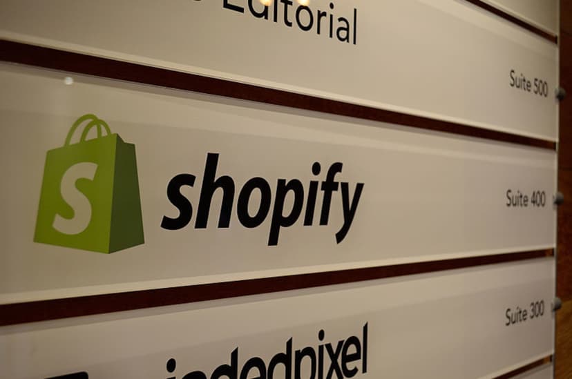Shopify Stock 2.3% Up Before The Weekend