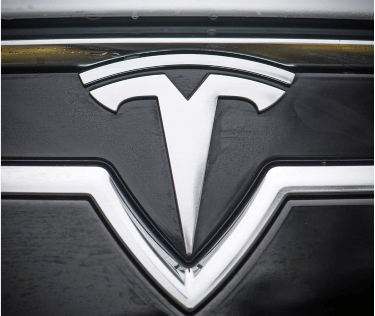 Less Than One Hour Before The Market Open, Tesla Is Down By 6%
