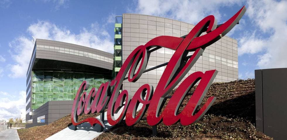 Grab Holdings' Stock Performance and Southeast Asia Digital Payments Headlines: Is Now the Right Time to Invest?