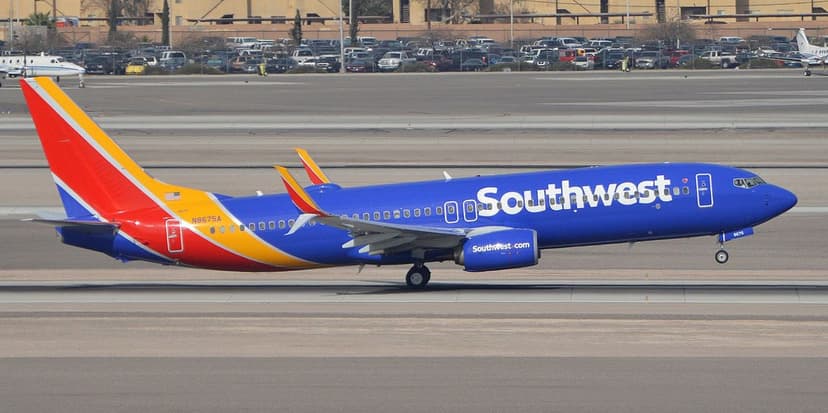Southwest Airlines  And 4 Other Stocks Have High Sales Growth And An Above 3% Return on Equity