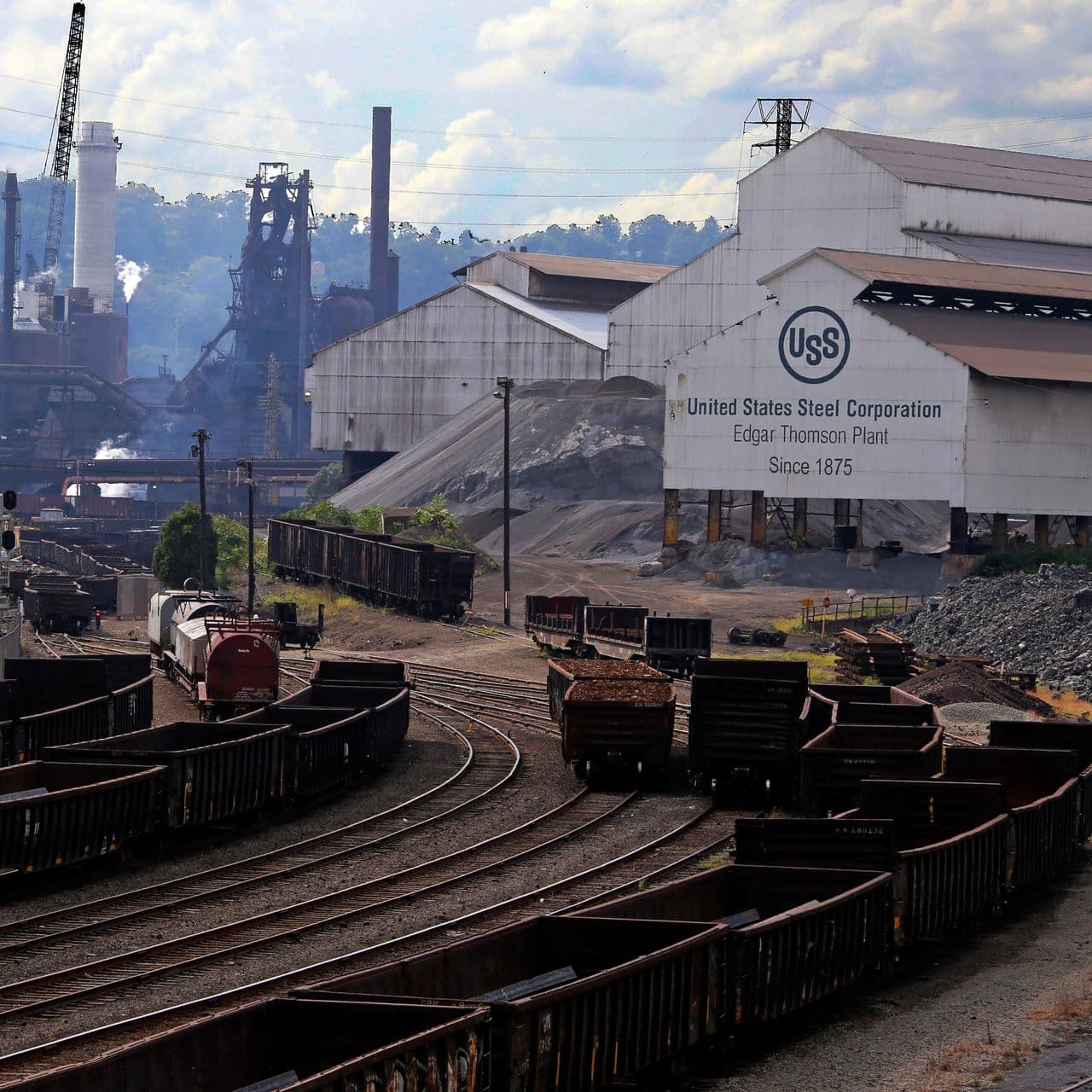 United States Steel  And 7 Other Stocks Have High Sales Growth And An Above 3% Return on Equity