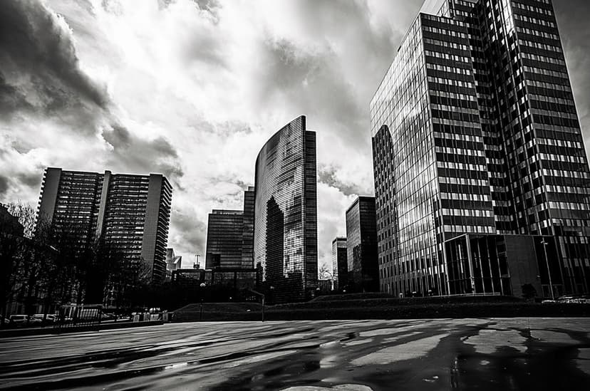 S&amp;P/ASX ALL AUSTRALIAN 200 Falls By 2% In The Last 24 Hours