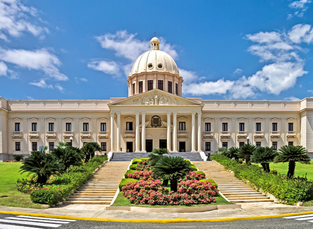 The National Palace is the Dominican Republic president official residence. Photo by: Jean-Marc Astesana.