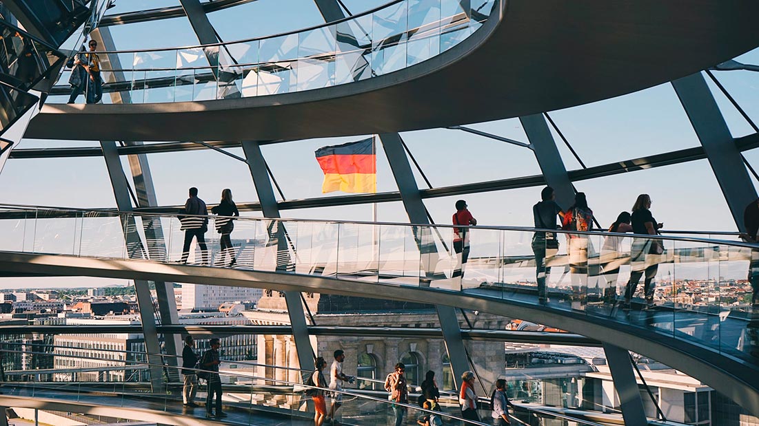 Germany has unleashed its biggest post-war economic help package worth at least €550 billion. (Photo by AC Almelor on Unsplash)