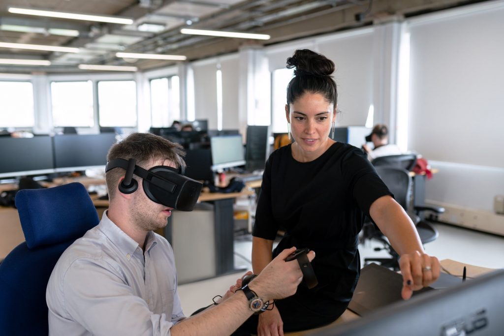 It is a "huge mistake" to put consumer and enterprise together in the VR industry, according to Amir Bozorgzadeh, Virtuleap's CEO. (Photo by ThisIsEngineering on Pexels) 